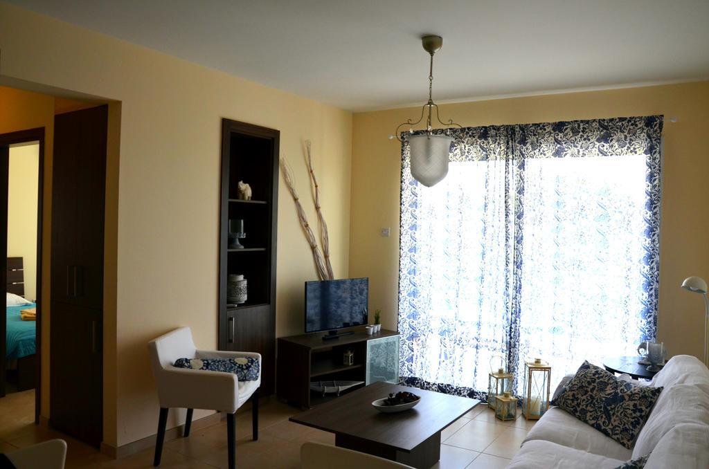 Domino Blue Apartment Παραλίμνι Εξωτερικό φωτογραφία